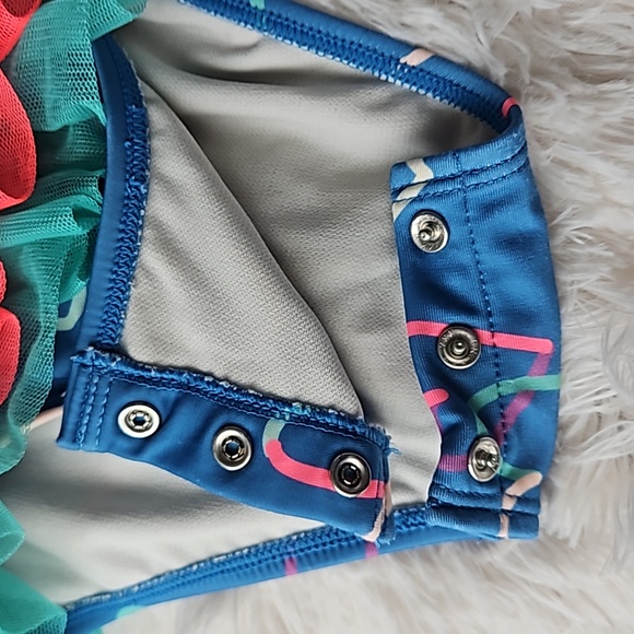 Toddler Swimsuits Size 3t - Picture 3 of 3
